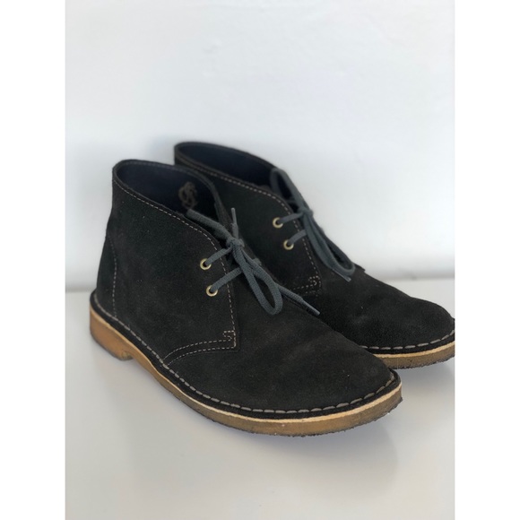 desert chukka boots womens